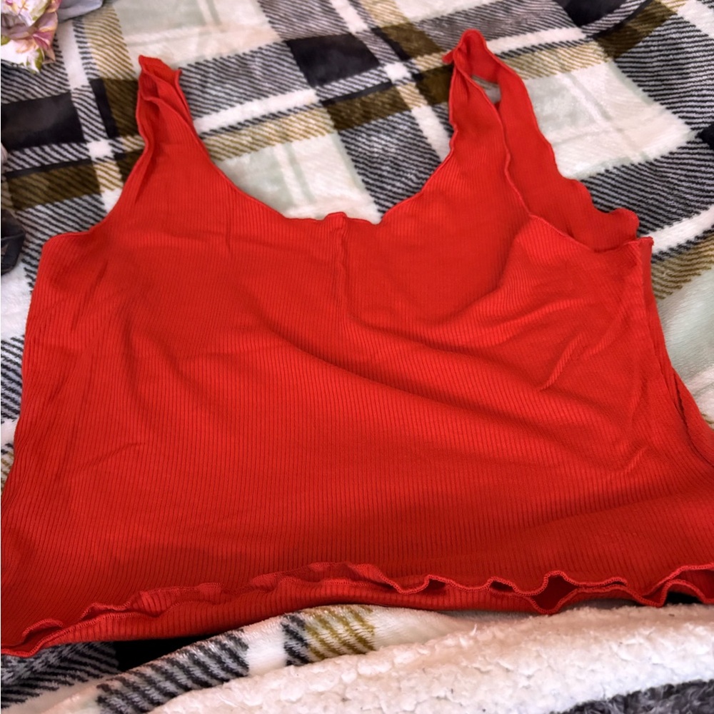 SHEIN Red Ruffled Hem Crop Top